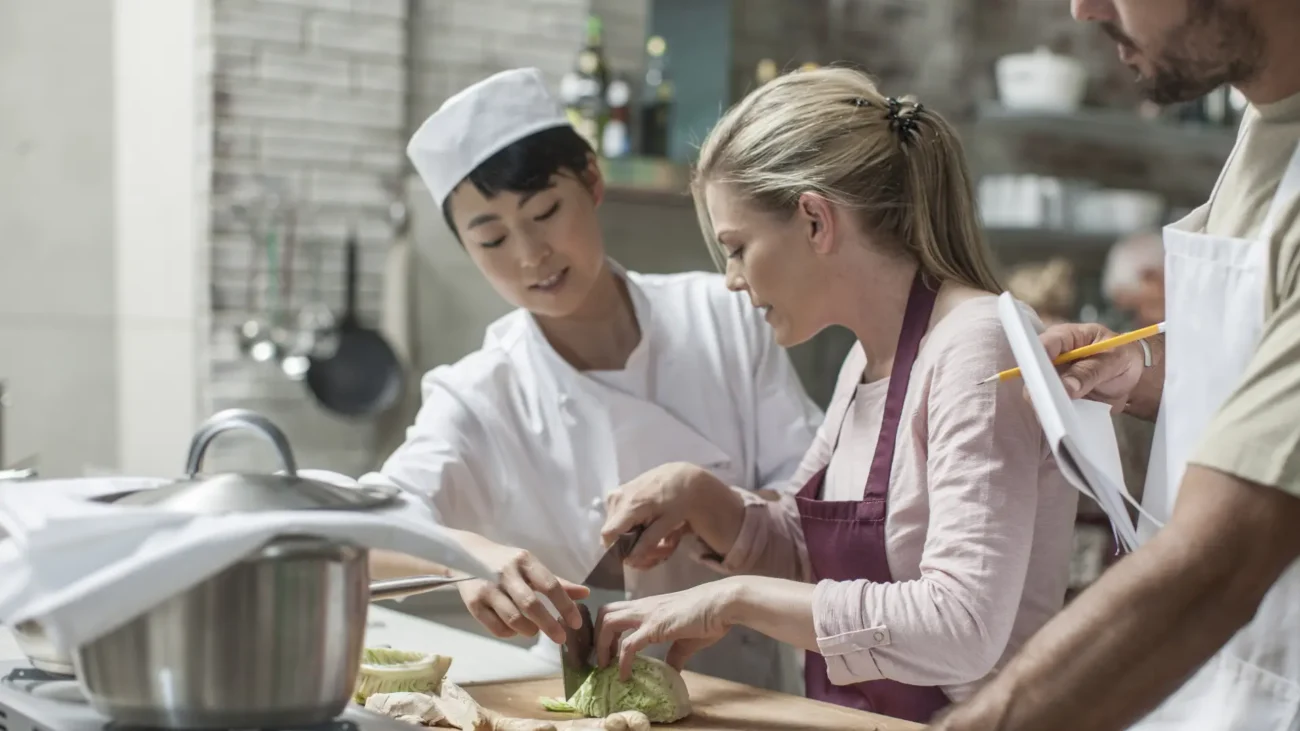 what is a cloud kitchen All the information about cloud kitchens